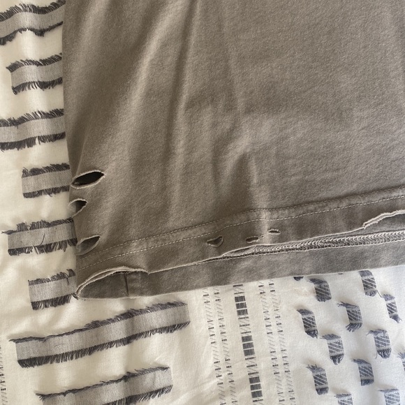 Graphic T - Picture 3 of 4